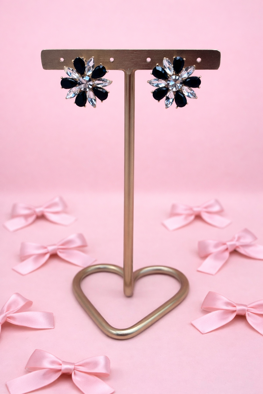 Oorbellen noir flower - Zwart