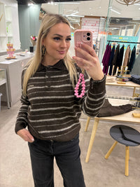 Danique trui - Bruin