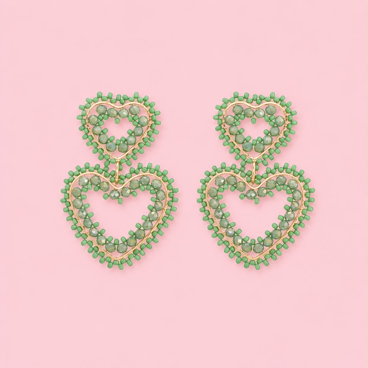 Green kiss hearts