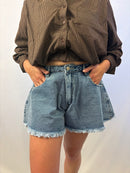 Denim gerafeld spijker short