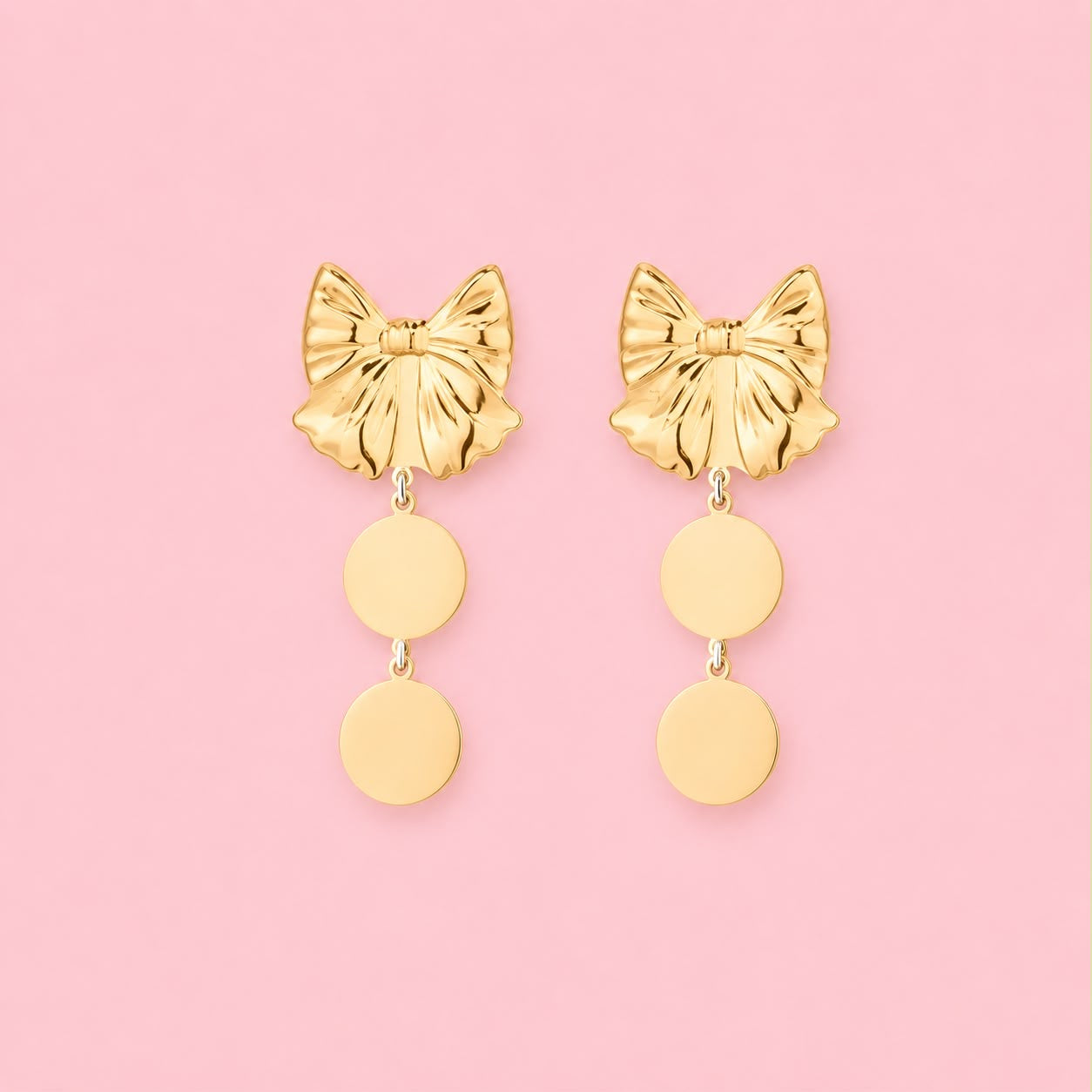 Luxury musthaves gold